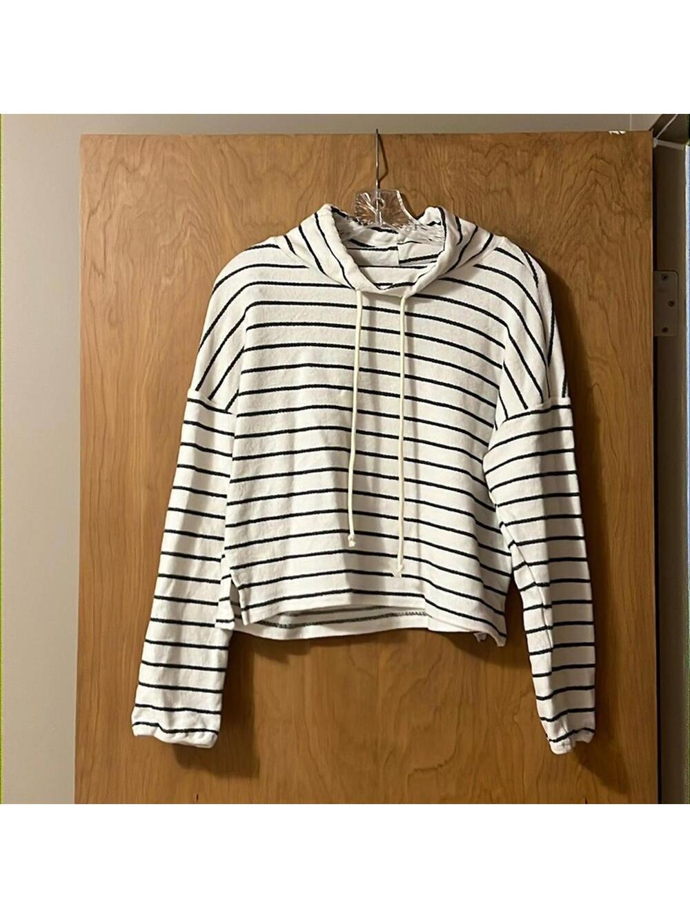 Paper Crane White Black Stripe Cropped Hoodie Sweatshirt Women's Medium